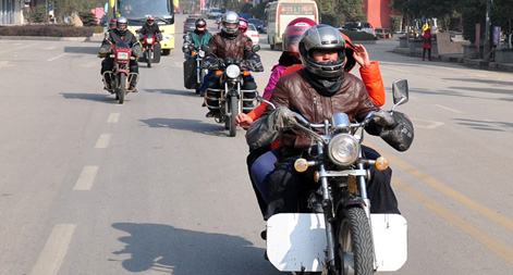 Migrant workers' homebound motorcycle journeys start 