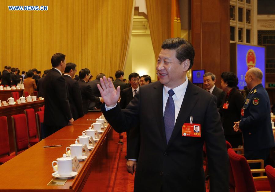 Xi attends closing meeting of 2nd session of China's 12th NPC