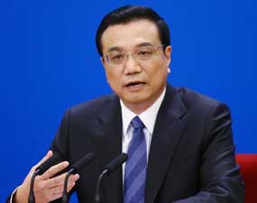 Premier Li Keqiang meets the press
