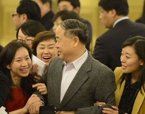 Mo Yan under spotlight as CPPCC member