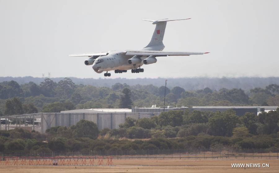 Chinese IL-76 planes return to Perth airport after hunting sortie
