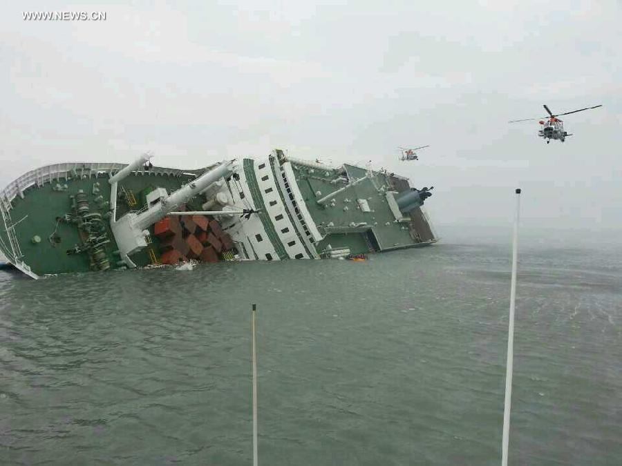 3 dead, 292 missing as passenger ship sinks off S. Korean coast 