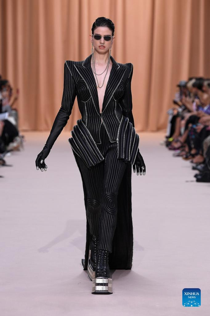Jean Paul Gaultier Fall 2022 Couture Collection