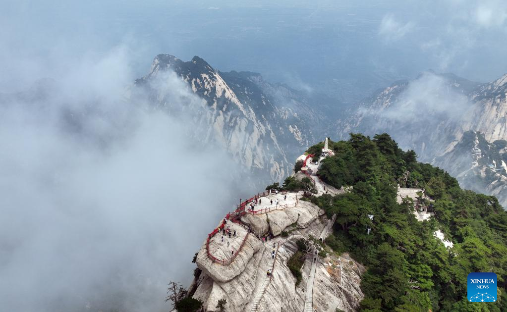 In pics: scenic spot of Mount Huashan in NW China's Shaanxi
