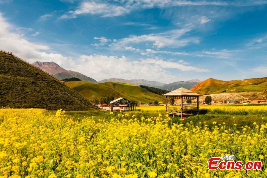 Magnificent mountain scenery in Qinghai