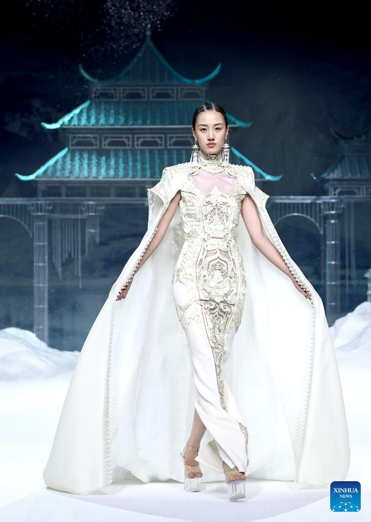 China Fashion Week S S 2023 Kicks Off In Beijing People S Daily Online