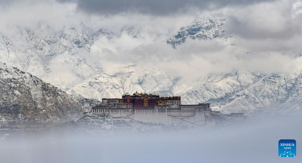 Scenery Of Potala Palace After Snow In Lhasa Sw China People S Daily