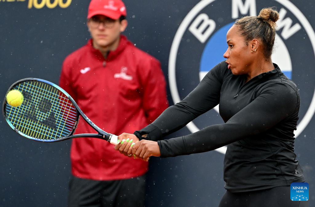 Tennis: China's Zheng and Wang reach third round at Italian Open - CGTN