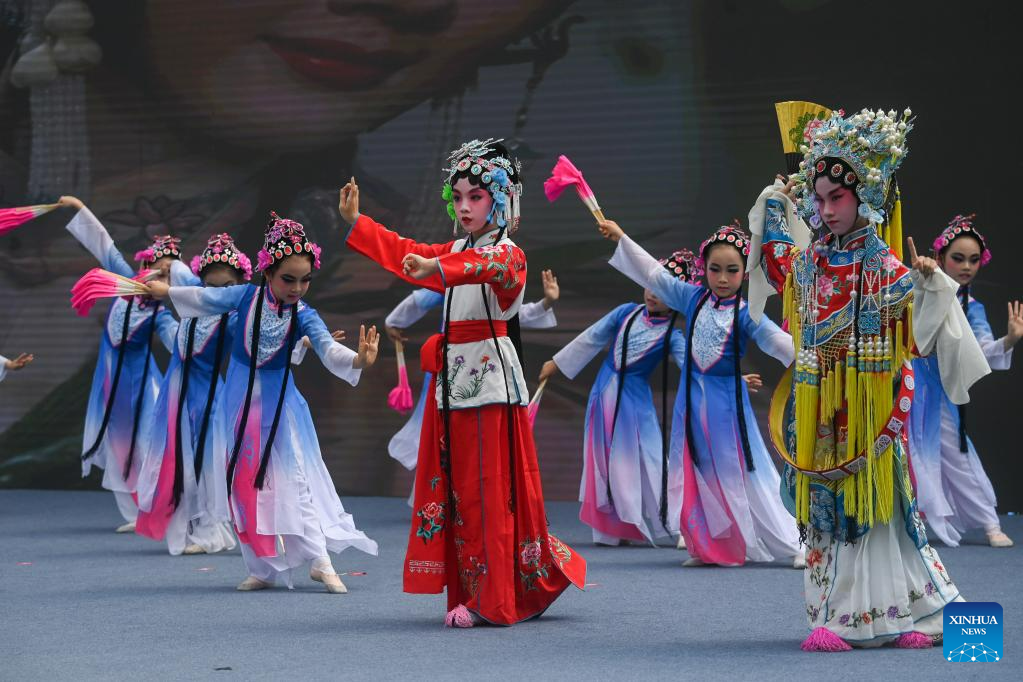 Activities held to celebrate upcoming Cultural and Natural Heritage Day in Hangzhou