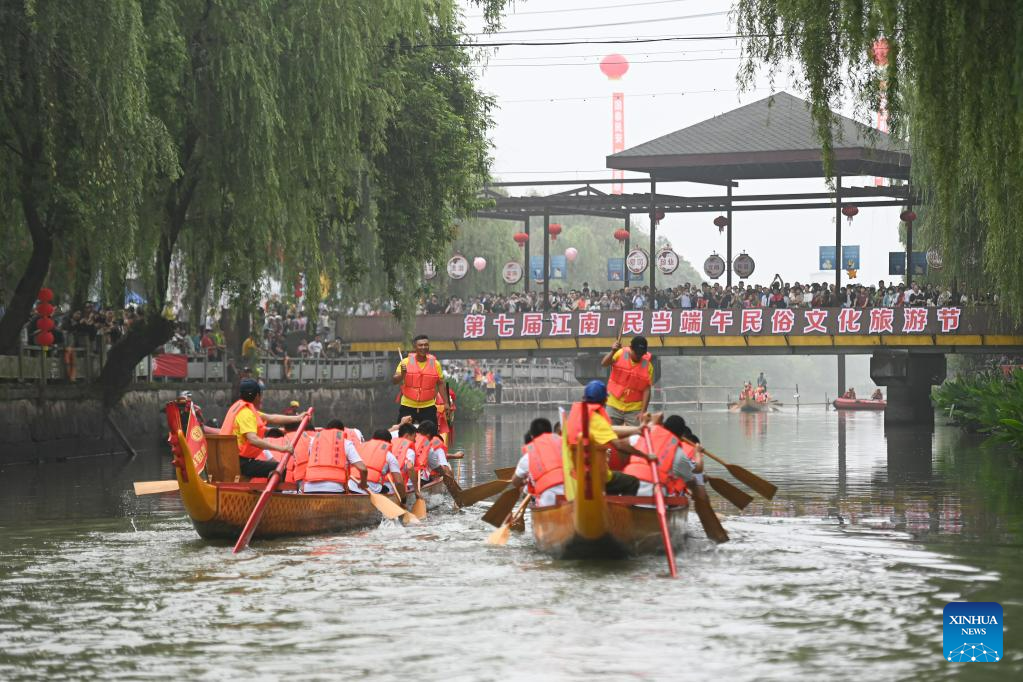 Villagers mark upcoming Dragon Boat Festival in E China's Zhejiang