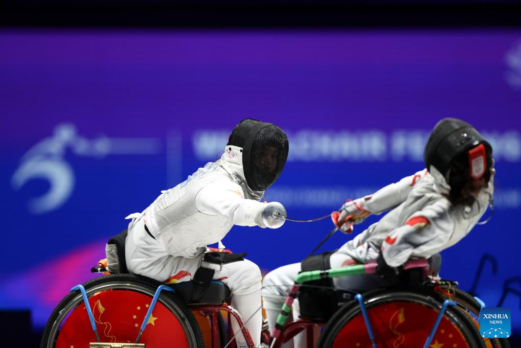 Highlights of wheelchair fencing competitions at 4th Asian Para Games