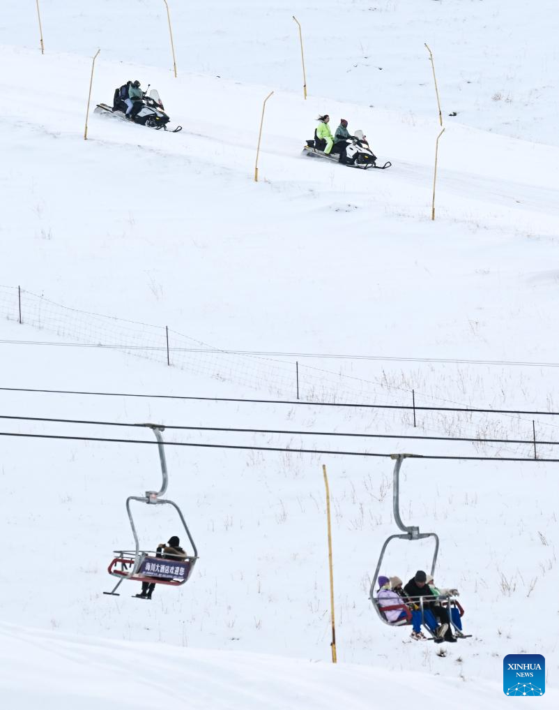In pics: ski resort in Xinjiang