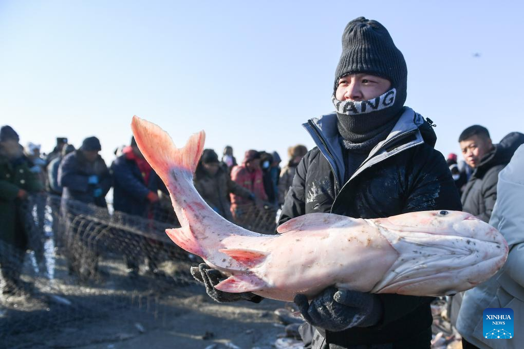 The fishing-themed winter festival kicks off at Chagan Lake, northeastern China