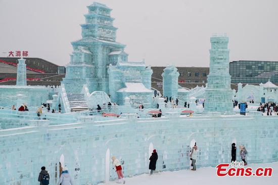 Tourists visit the Harbin Ice and Snow World, a real-life Disney's Frozen world, during the annual Harbin Ice and Snow Sculpture Festival in northeast China's Heilongjiang Province, Jan. 4, 2024. (Photo: China News Service/Zhao Yuhang)