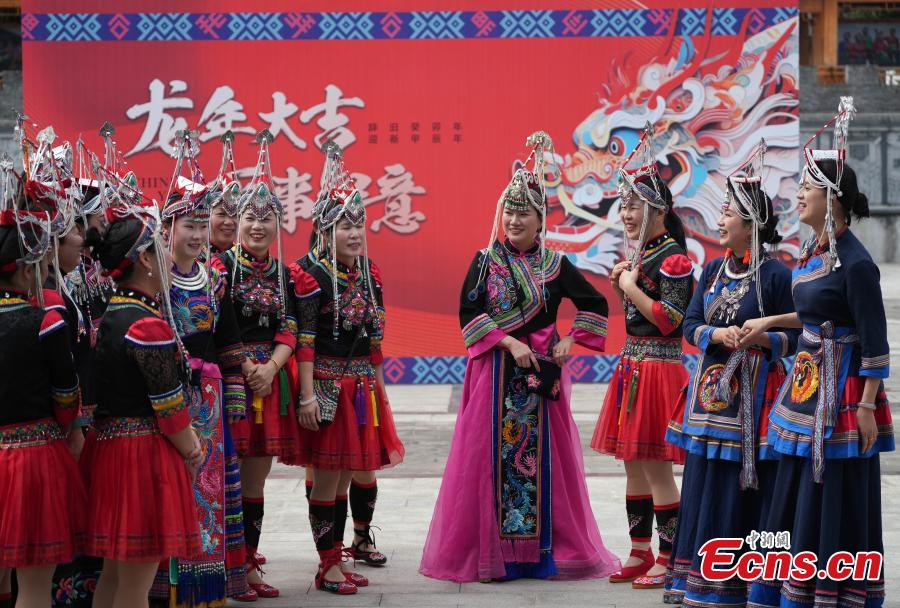 Women of She ethnic group dress up to welcome Lunar New Year in Zhejiang