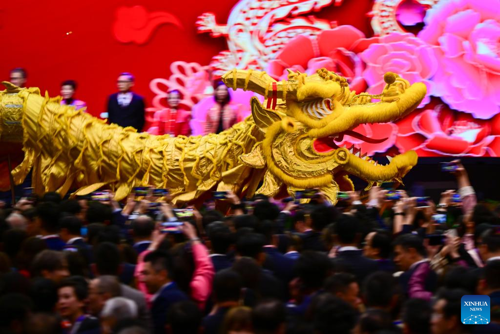 Visitors flock to celebrate Hong Kong's unique Bun Festival