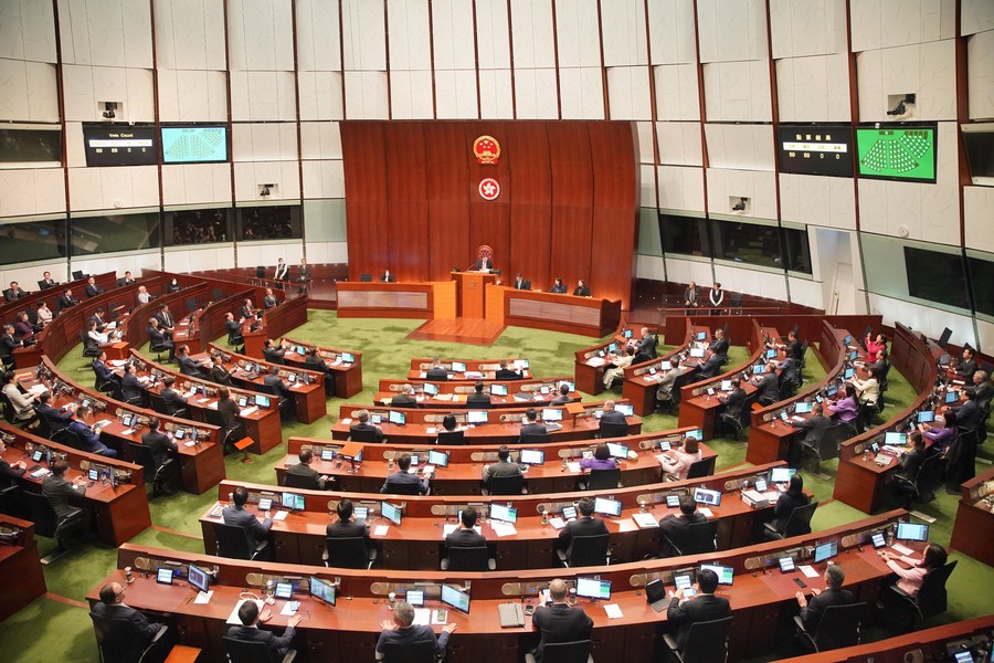 Macao SAR Legislative Assembly approves chief executive election law amendments