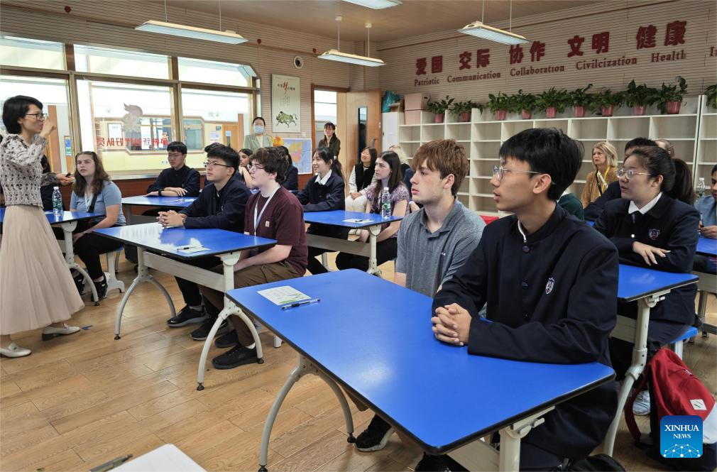 Feature: American students, teachers engage in Chinese poetry-learning in China