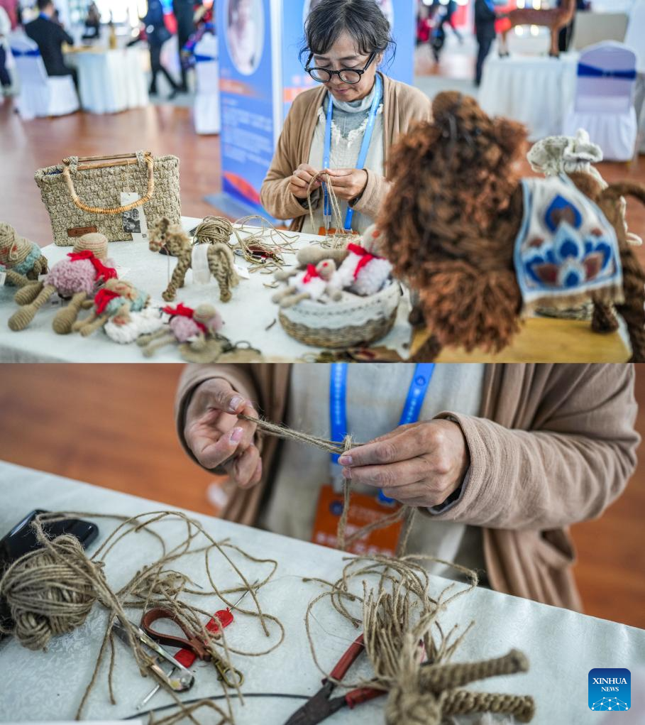 Artisans showcase handicrafts in national vocational skills competition in SW China