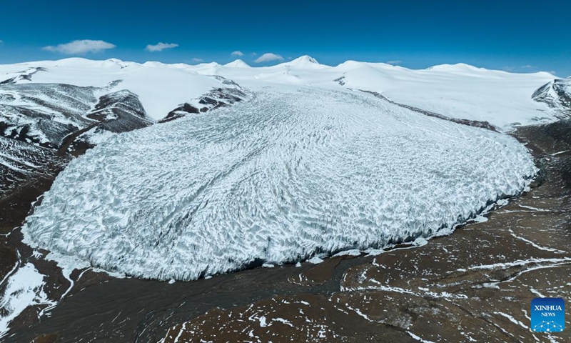 An aerial drone photo taken on May 11, 2024 shows a view of the Zangser Kangri Glacier at the Changtang National Nature Reserve, southwest China's Xizang Autonomous Region.(Photo: Xinhua)
