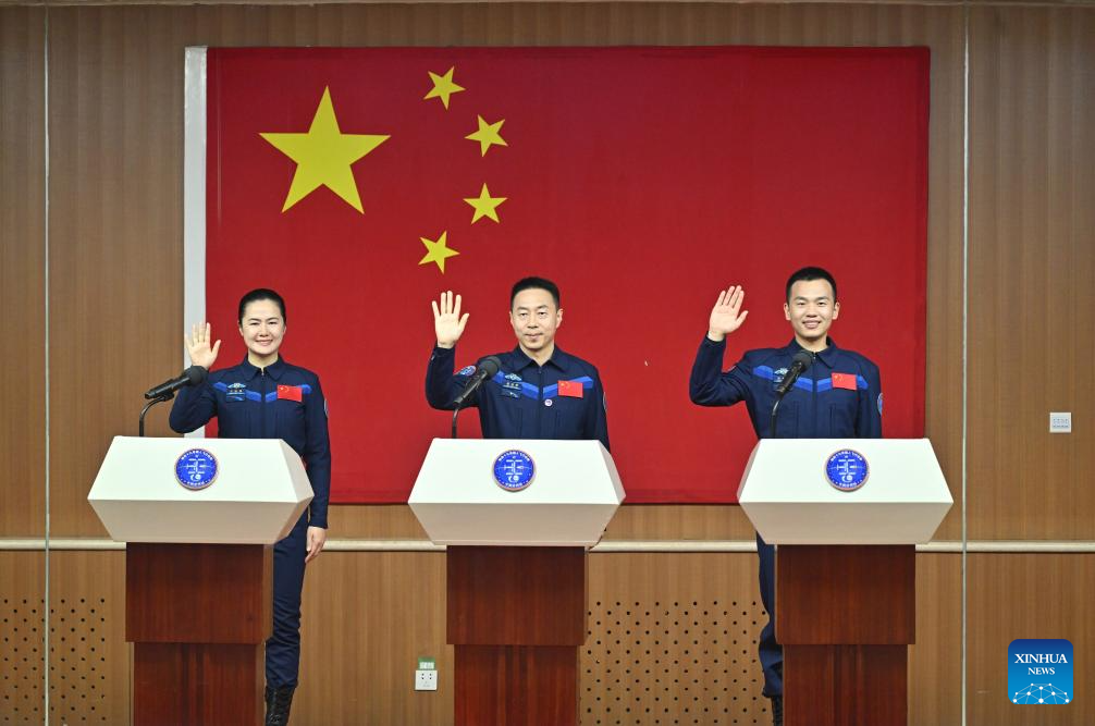 Astronauts of China's Shenzhou-19 mission meet press