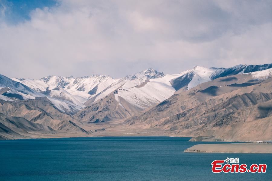 Magnificent landscape of Baisha Lake in Xinjiang