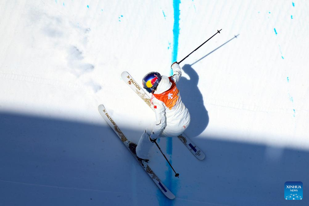 Gu Ailing, Li Fanghui dominate FIS Freeski Halfpipe World Cup at Genting Snow Park