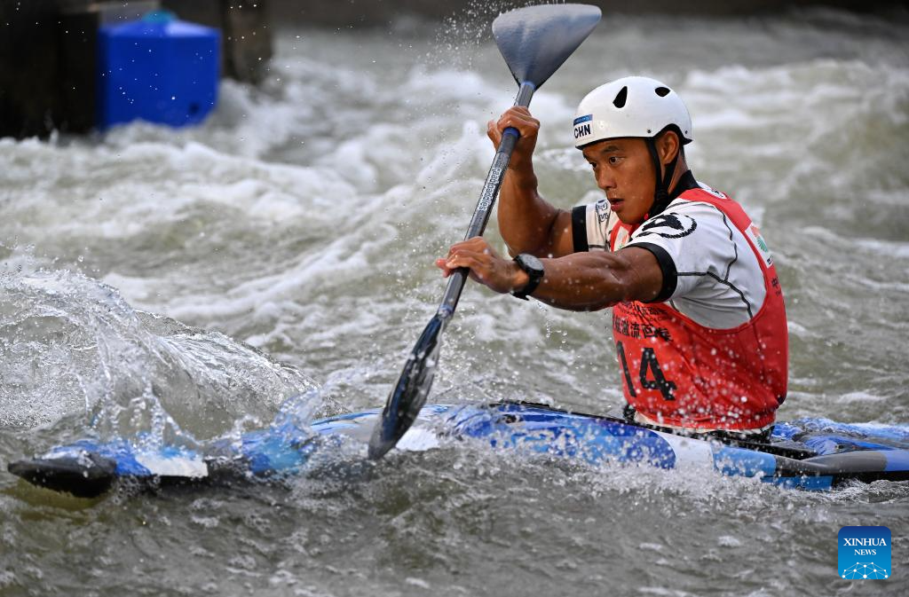 In pics: men's kayak single final of canoe slalom at National Games