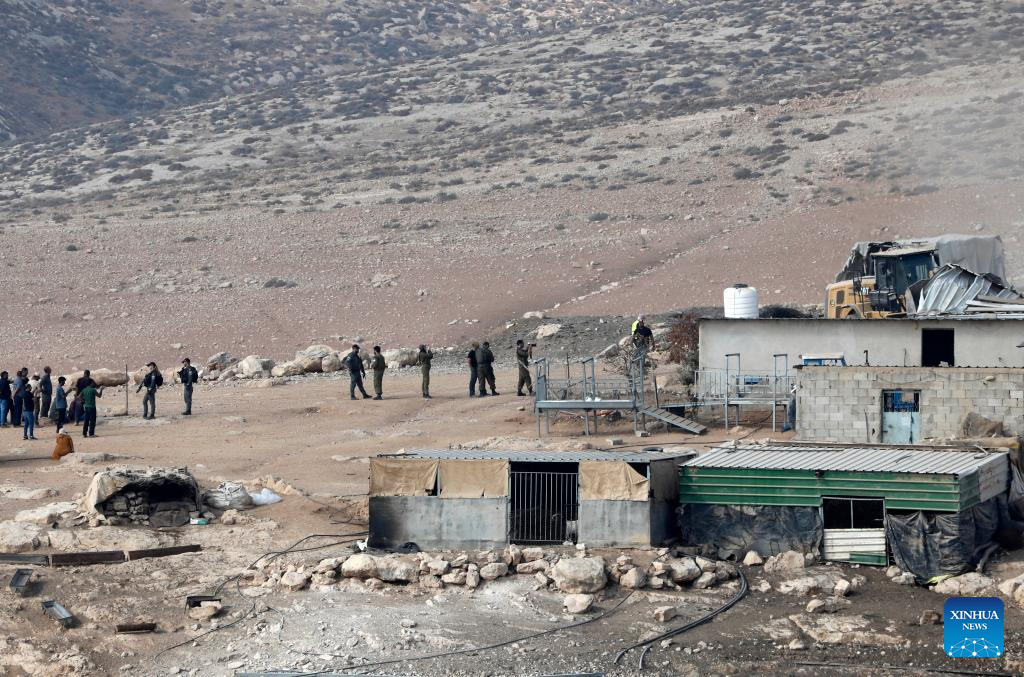 Israeli bulldozer demolishes Palestinian houses, tents in southern West Bank