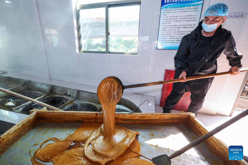 In pics: traditional brown sugar production in Yiwu City, China's Zhejiang