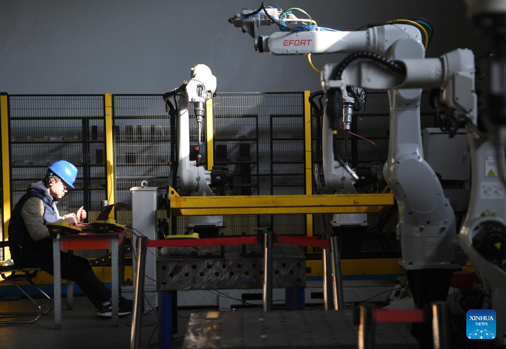 Manufacturing industry thriving in Wuhu, E China