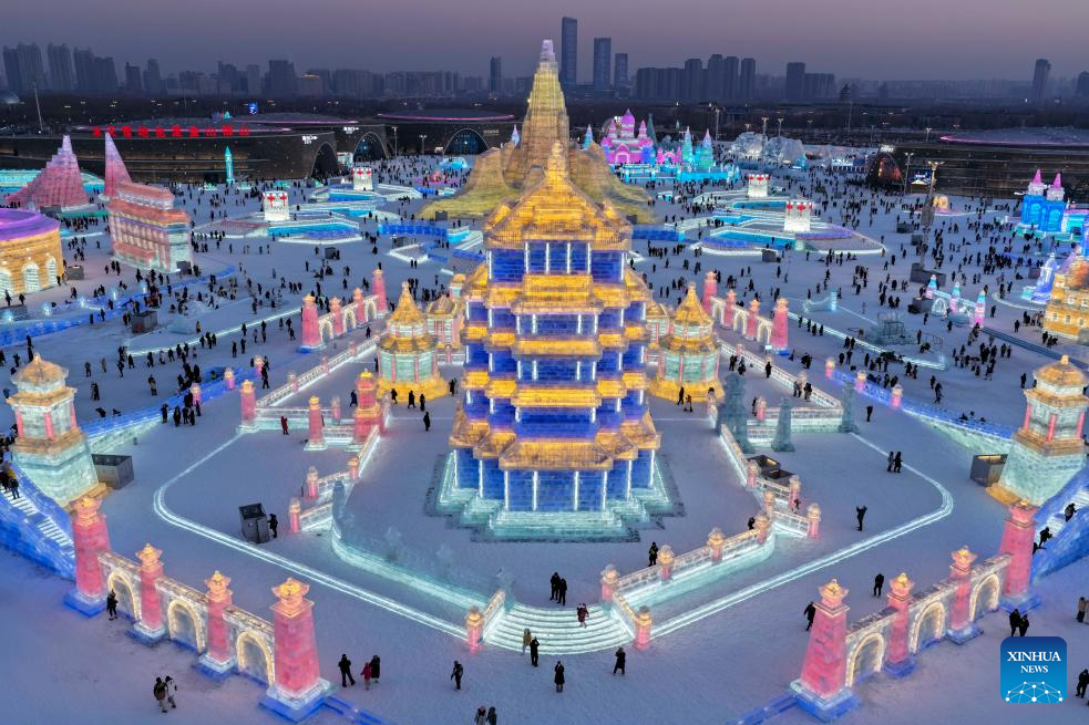 World's largest ice and snow theme park opens, igniting China's winter tourism fever