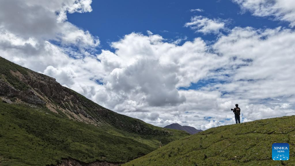 Pic story of rangers along Lancang River in China's Qinghai