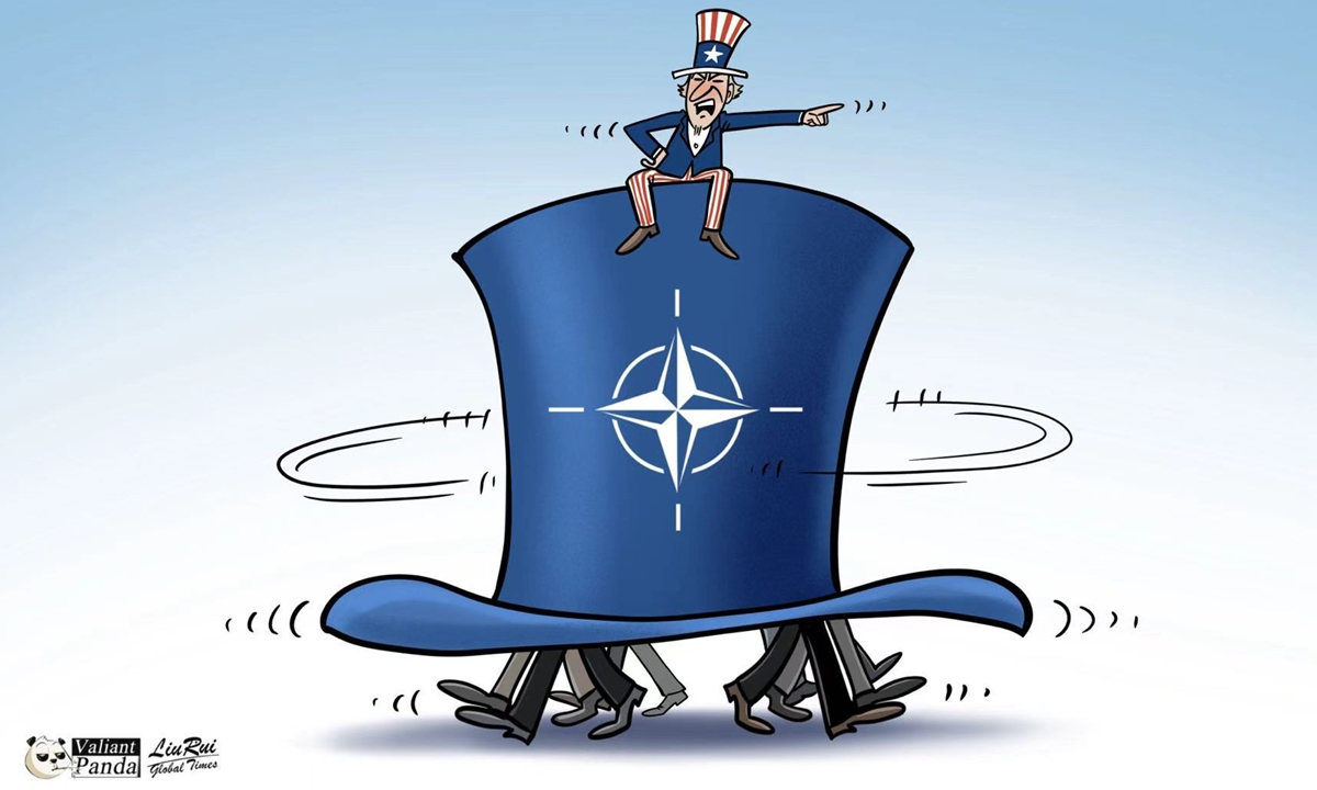 IPeople wait for jeepneys and buses on their way to work as other commuters and public utility drivers and operators hold a transport strike to express their discontent on the continuing oil price hikes at a road in Quezon City, the Philippines, on March 19, 2026. Transport groups on Thursday launched a nationwide transport strike in the Philippines to protest against soaring oil price hikes. Photo: Xinhu