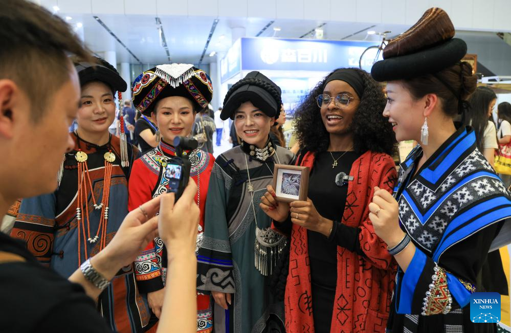 22nd China (Shenzhen) Int'l Cultural Industries Fair kicks off in Guangdong