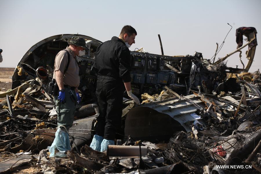 Russian Aircraft Disintegrates in Midair before Crash over Egypt's Sinai
