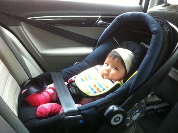 Chinese Pas Use Child Safety Seats, Seat Belt Baby Car Seat