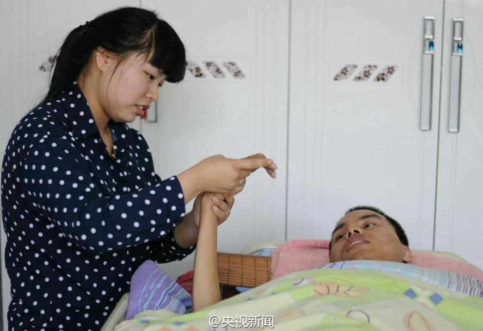 Paraplegic man opens online shop