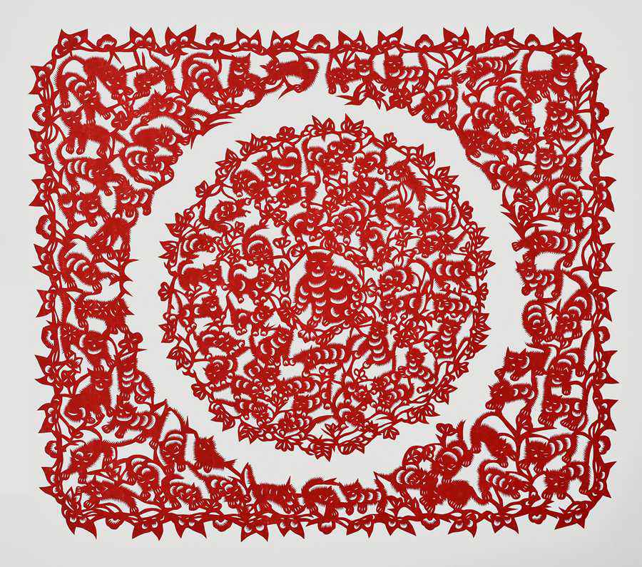 SE China’s Fujian carries on intangible heritage of Zhangpu paper-cutting with nothing but colored paper, pair of scissors in hand