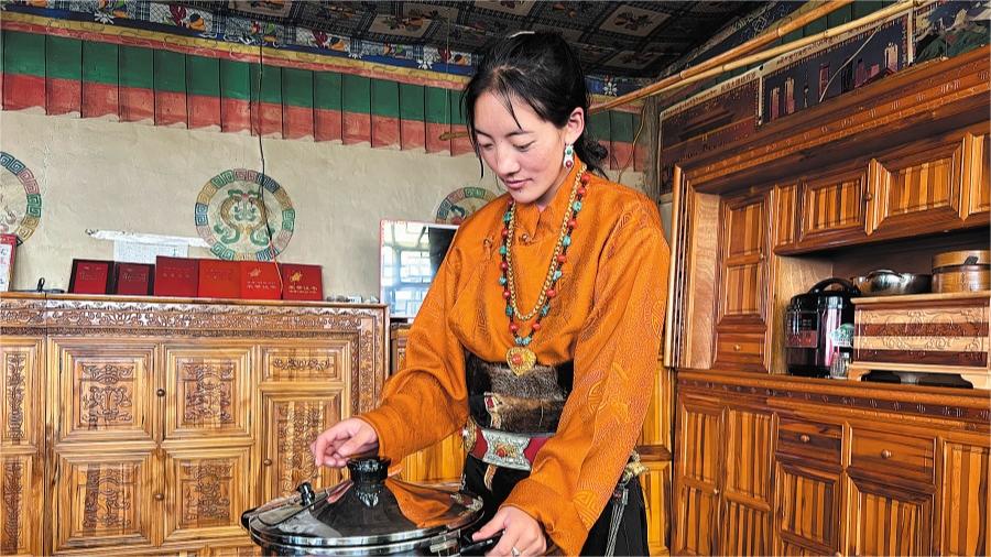 Self-developed cooker relieves high-altitude pressure in Xizang