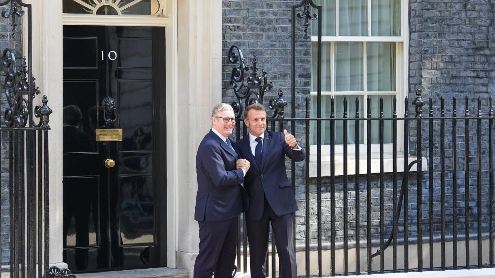 Britain, France agree to coordinate nuclear deterrence, unveil new migration scheme