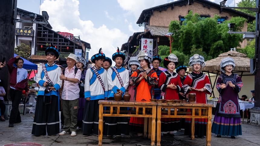 Liupanshui in SW China's Guizhou leverages natural assets, culture to boost residential tourism