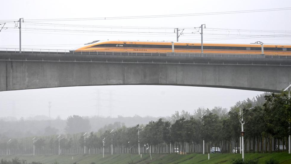 Xi'an-Yan'an high-speed railway officially starts operation tests