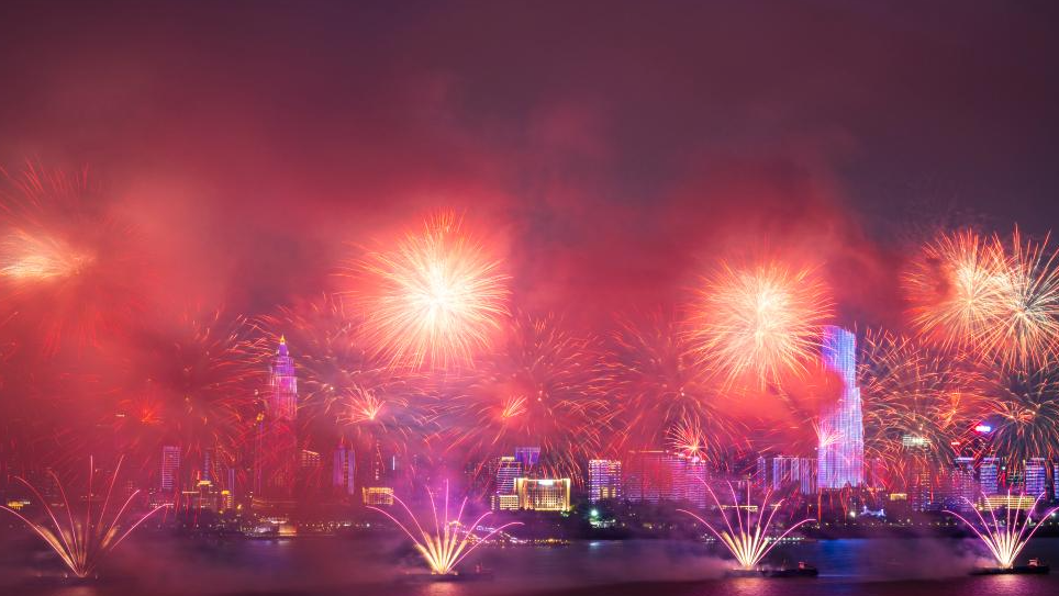 Yangtze River cultural, arts season opens in Wuhan