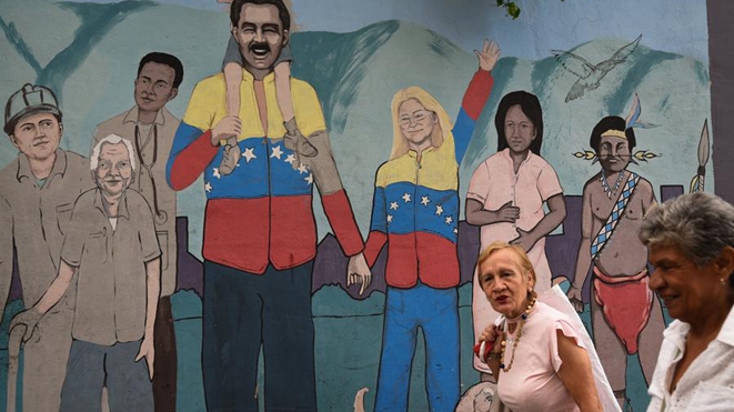 Trump's remarks on Venezuelan airspace closure spark wide condemnation