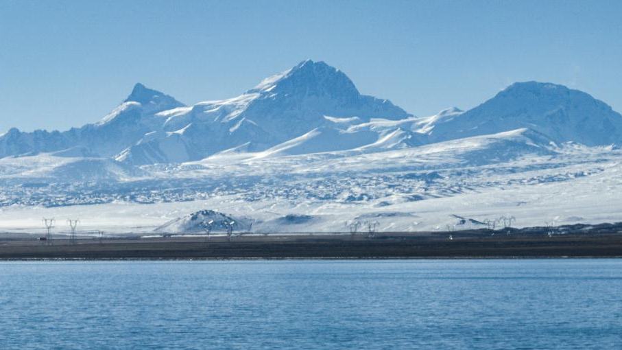 Winter scenery of Baiku Co in Xigaze City, China's Xizang