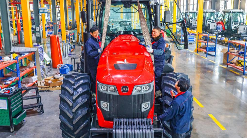 Businesses across China ramp up production as new year begins