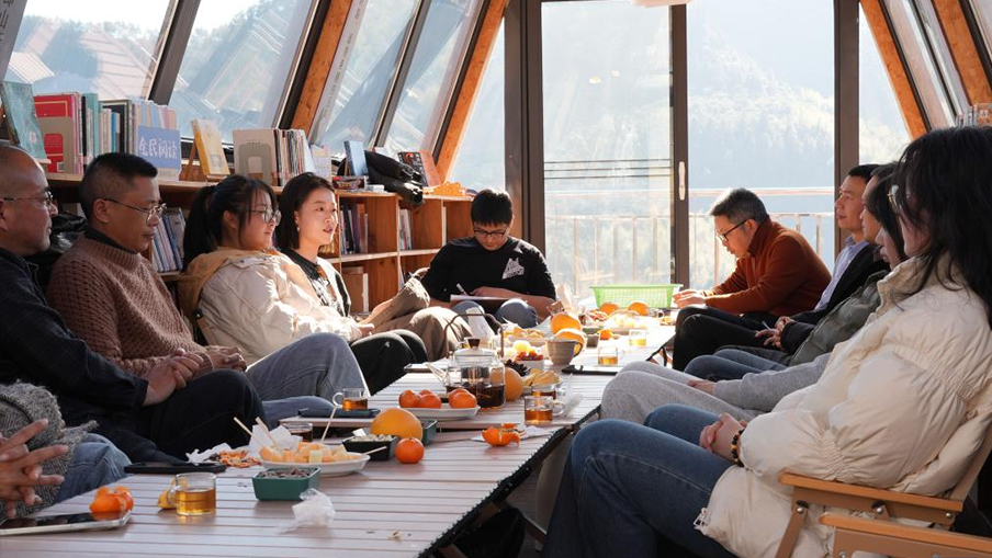 Village of E China's Zhejiang renovates abandoned lime kilns to boost tourism economy