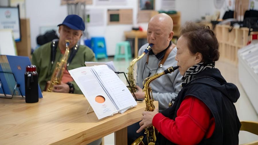 One-year increase in life expectancy in China reflects gains across multiple sectors