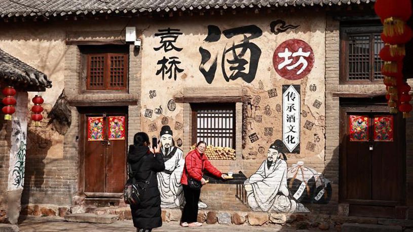 Micro dramas create, deliver success stories in central China village
